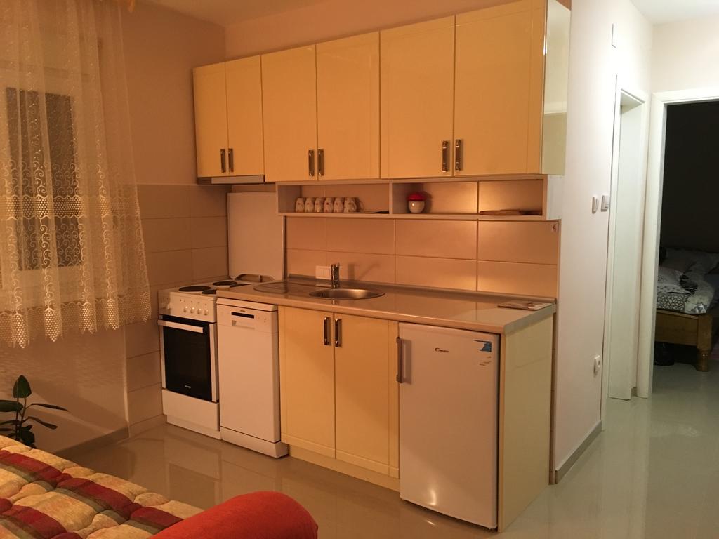 Apartment Vistanova Vrdnik Eksteriør billede